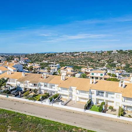 Ocean View Apartman *